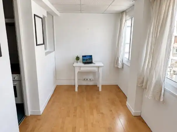 Attic for rent in Universidad