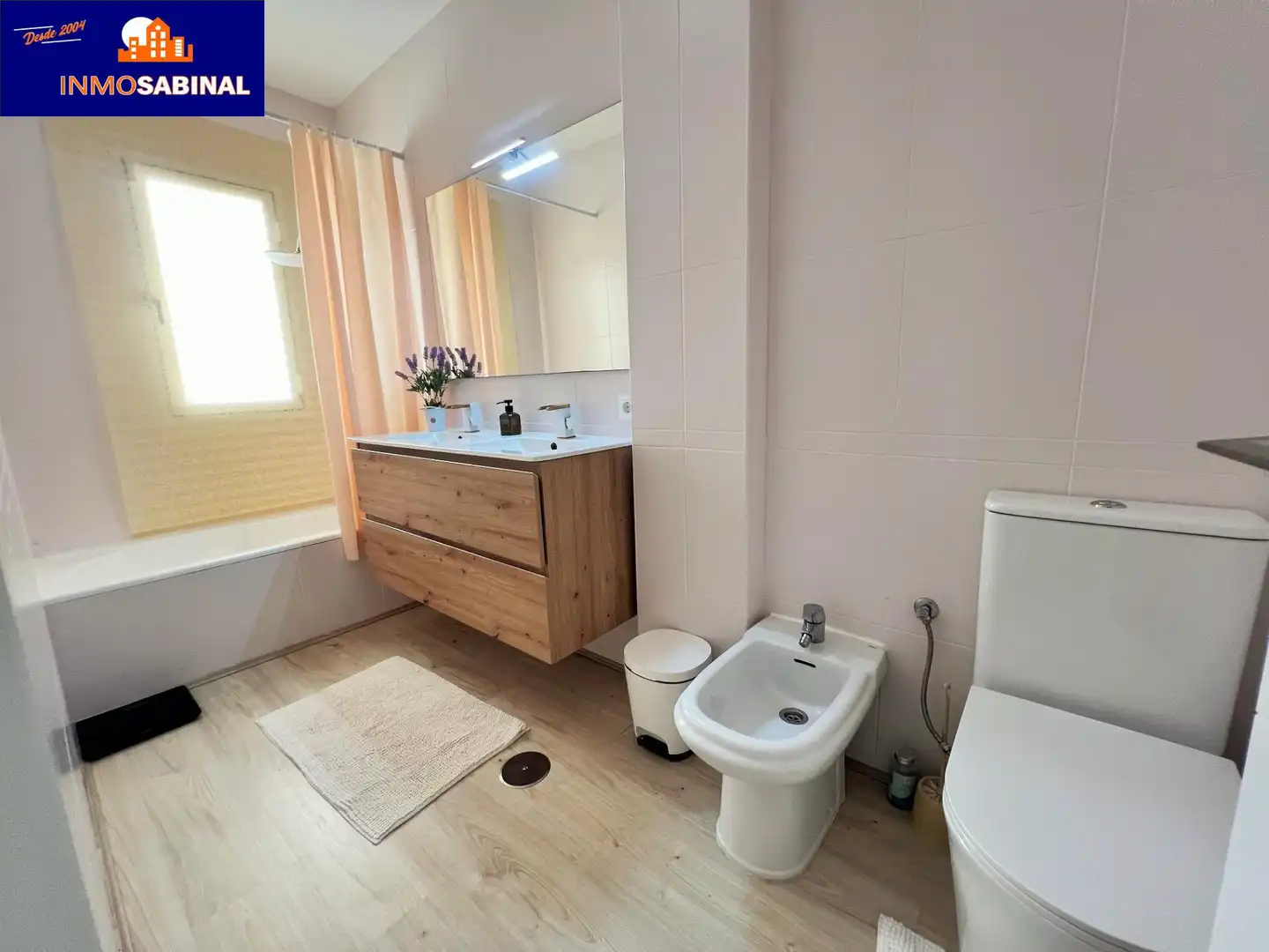 Baño de Casa adosada en venta en Vícar con Aire acondicionado, Calefacción y Terraza