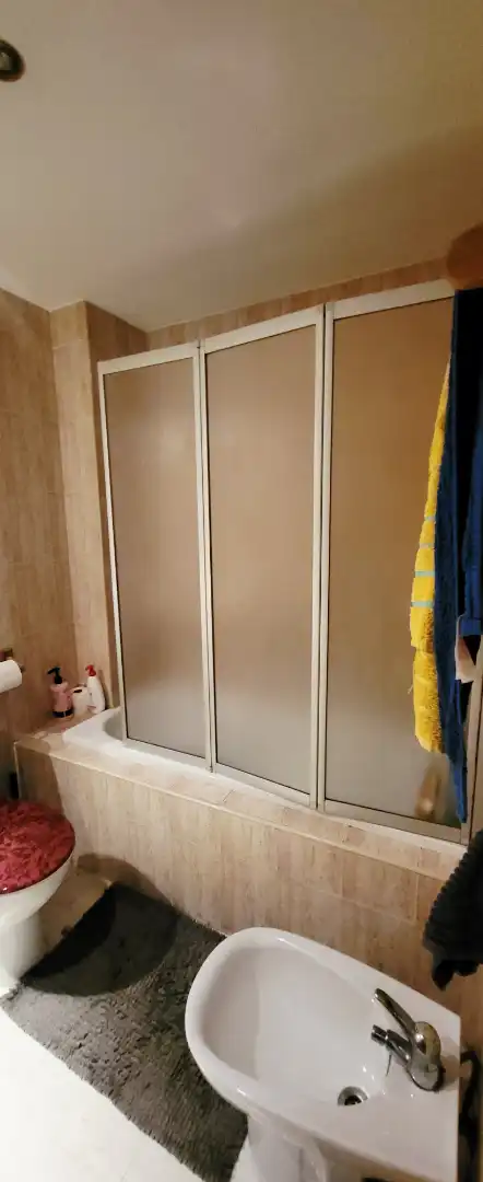 Bathroom of Flat for sale in Valdemoro  with Air Conditioner, Heating and Private garden