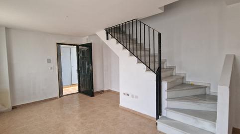 Foto 3 de Edifici en venda a Calle Turia, San Pedro - Gabriel Miró - María Guerrero, La Línea de la Concepción