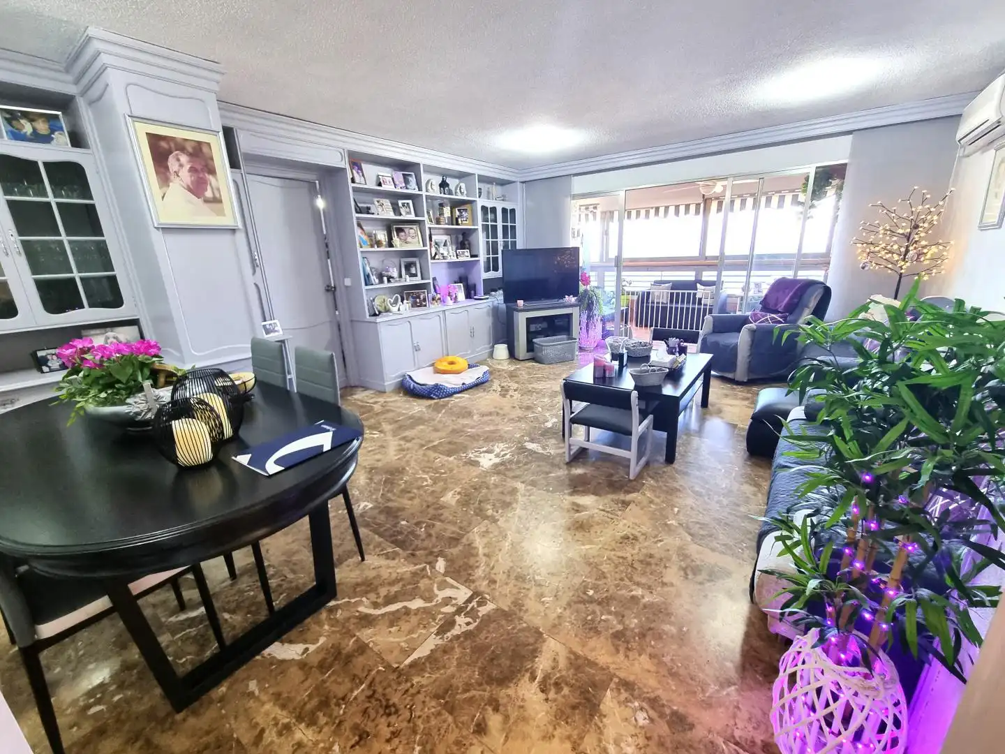 Sala d'estar de Pis en venda en Alicante / Alacant amb Aire condicionat, Terrassa i Traster
