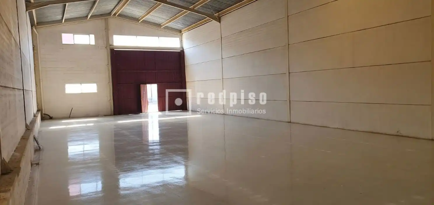 Local comercial en venda a de la Bodega Infante, imagen 3