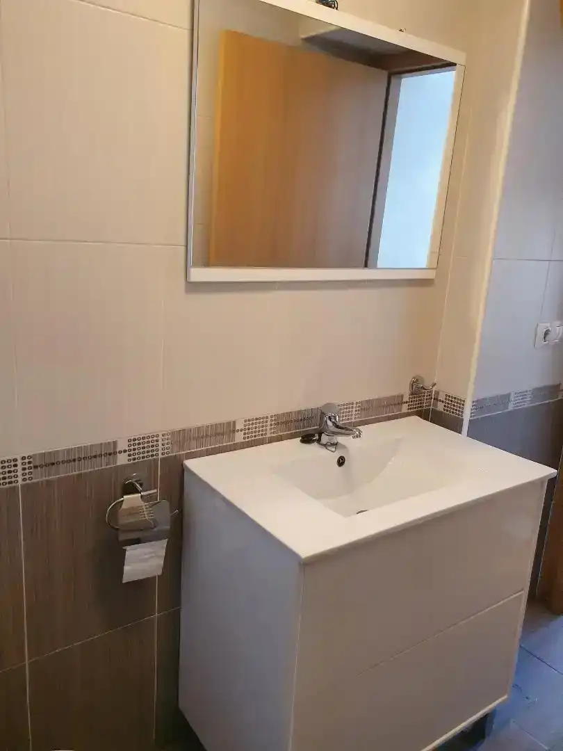 Bany de Dúplex en venda en Garínoain amb Parquet, Traster i Forn