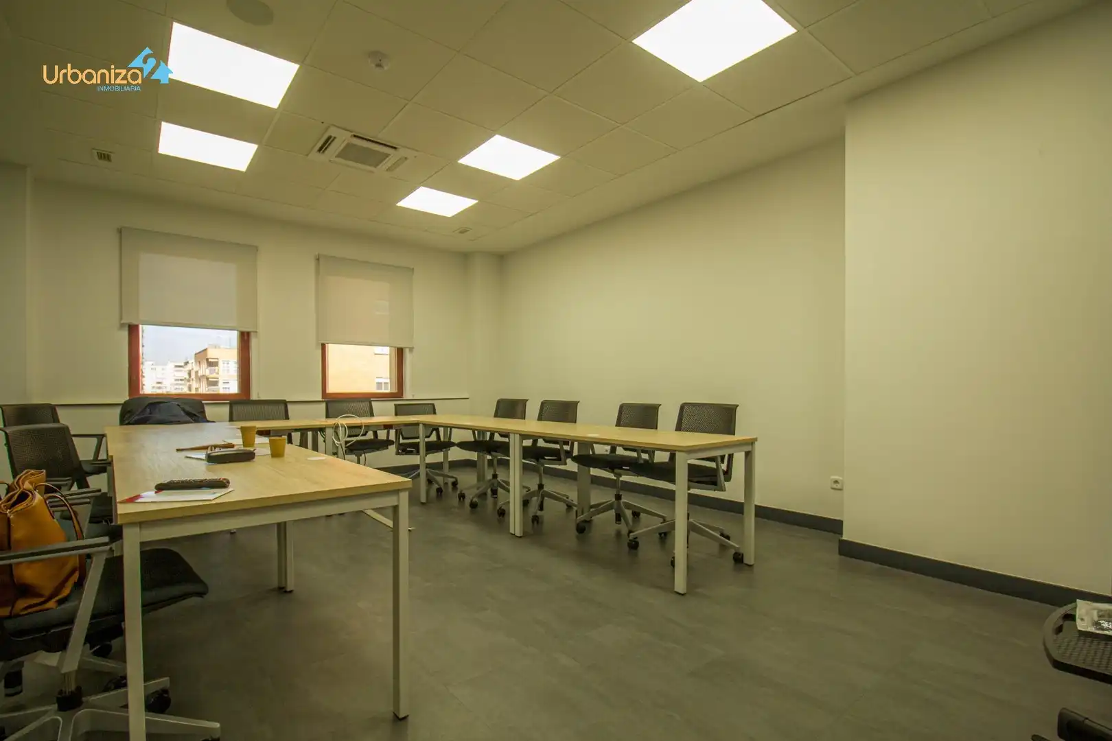 Office space with lift to rent in Avenida del Doctor Juan Pereda Pila, imagen 19