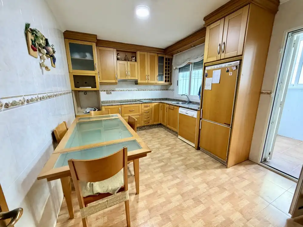 Casa a schiera con terrazza in vendita a Calle Rojales, imagen 6