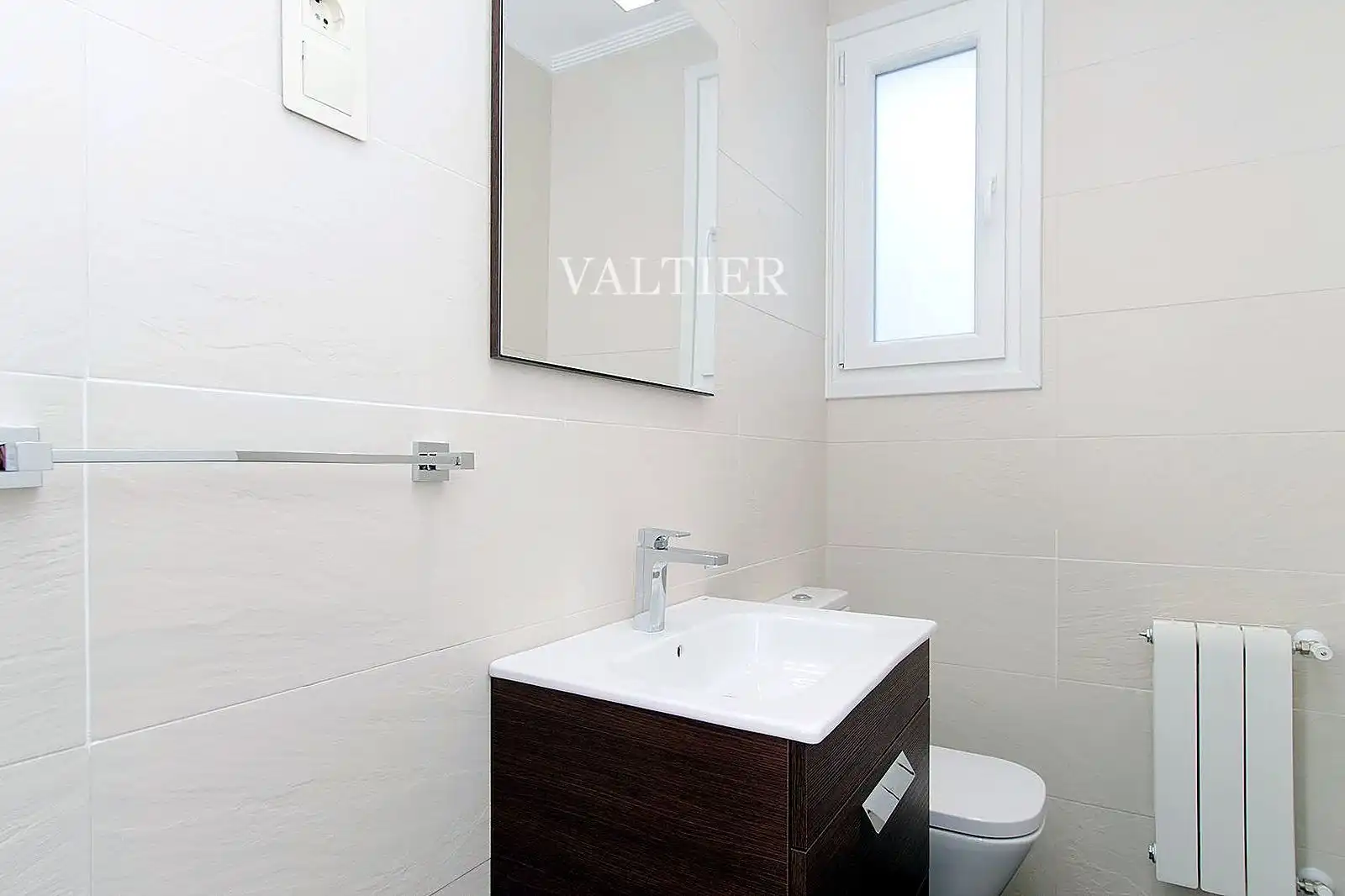 Bathroom of Attic for rent in Madrid  with Air Conditioner and Terrace