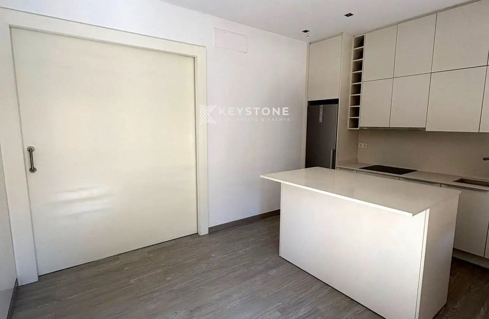 Flat for rent in CALLE DE LA INFANTA PAU,, Foners