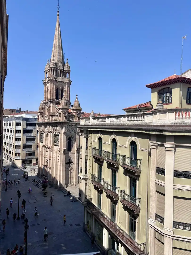 Außenansicht von Wohnung zum Verkauf in Salamanca mit Heizung, Parkett und Möbliert