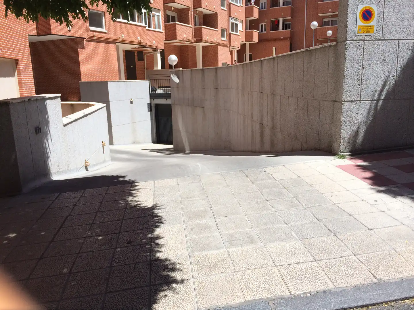 Individual with lift to rent in Calle Agustín Rodríguez Sahagún, imagen 3