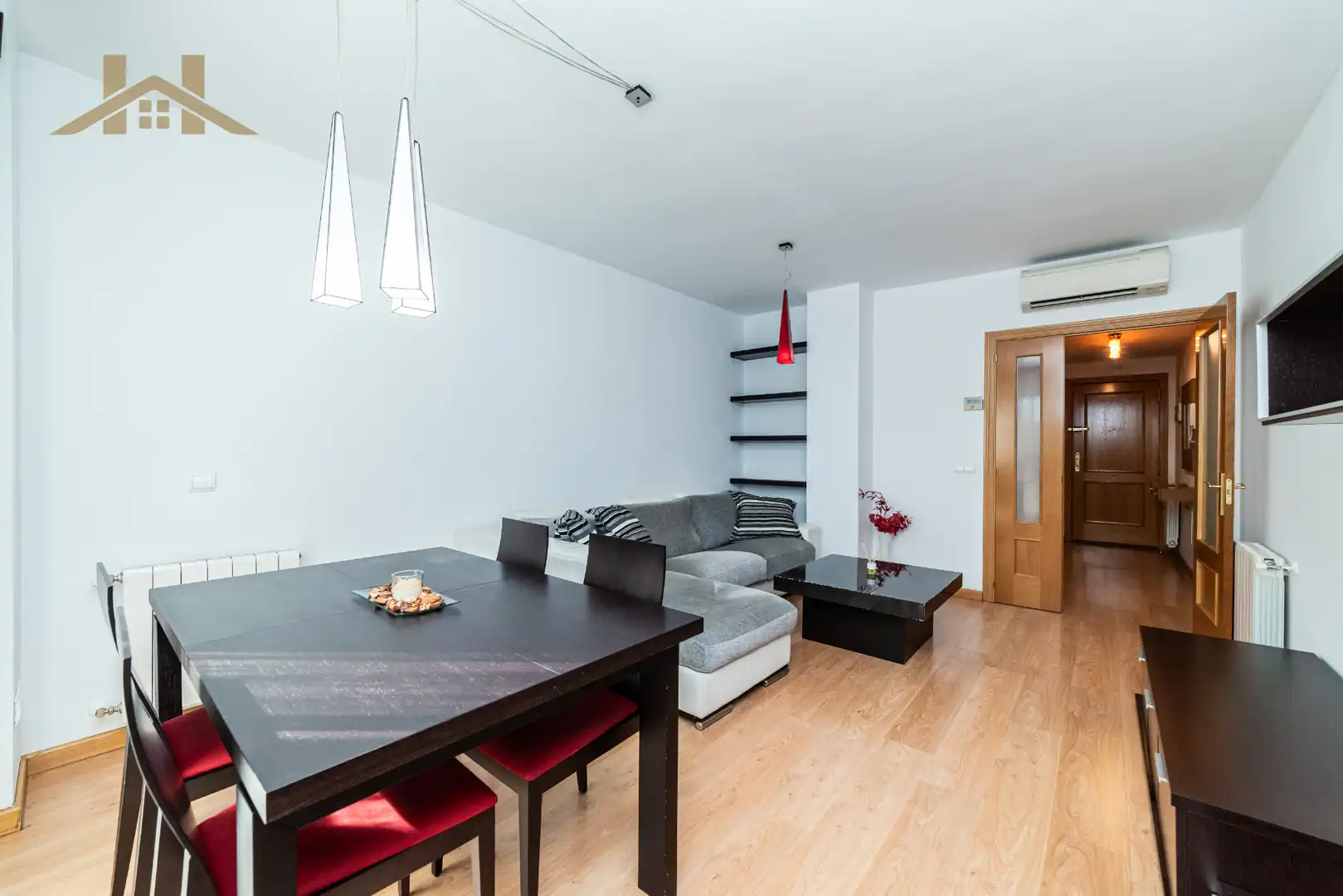 Wohnzimmer von Wohnung zum Verkauf in Pinto mit Klimaanlage, Heizung und Abstellraum