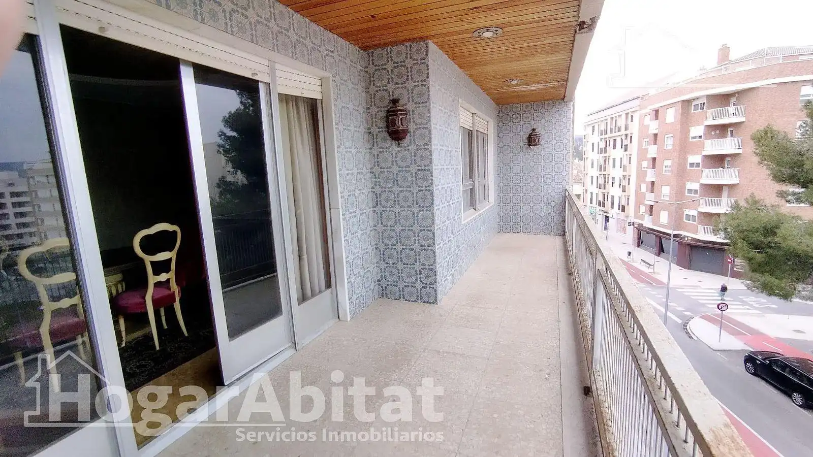 Außenansicht von Wohnung zum Verkauf in L'Olleria mit Terrasse und Balkon