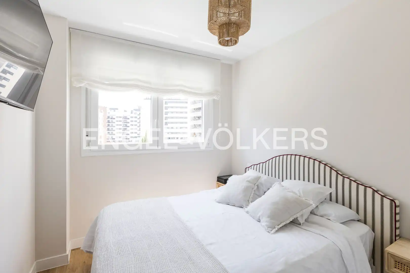 Bedroom of Flat for sale in Madrid  with Air Conditioner, Heating and Terrace