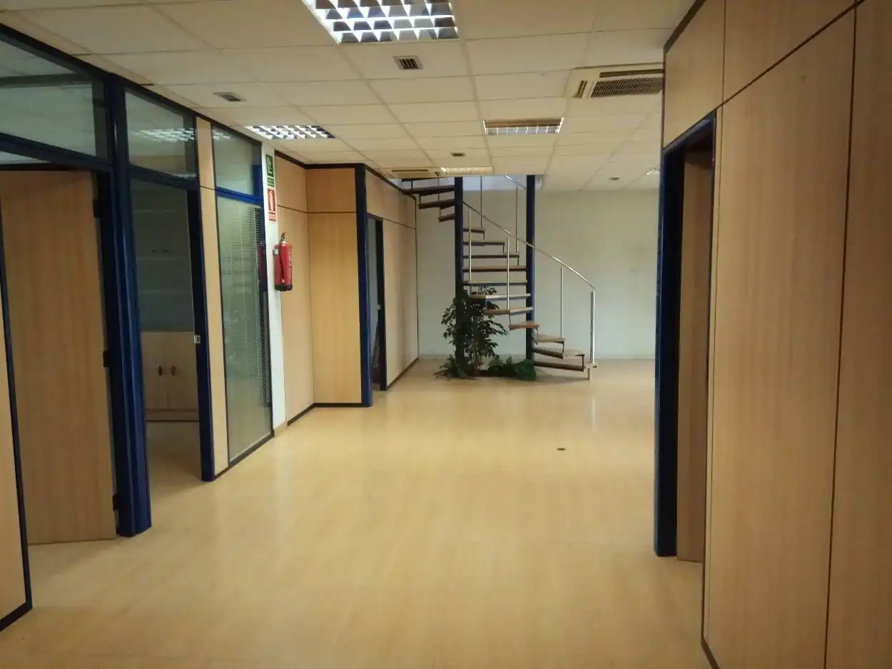 Oficina en venda a Ensanche - Sar
