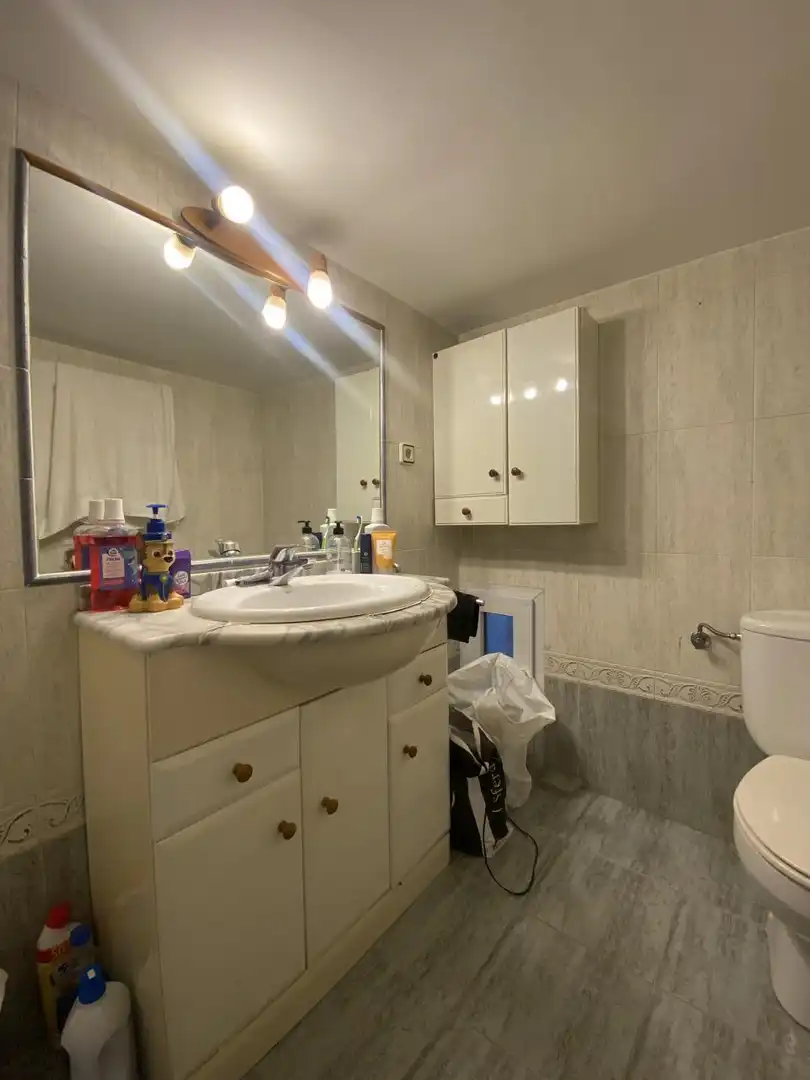 Bathroom of Ground floor for rent in Madrid