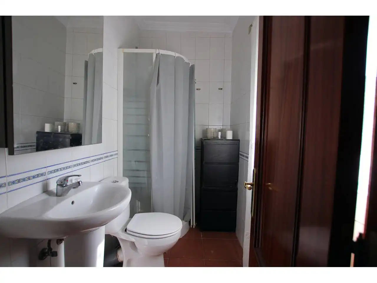 Baño de Terreno en venta en Valdegrudas, Guadalajara