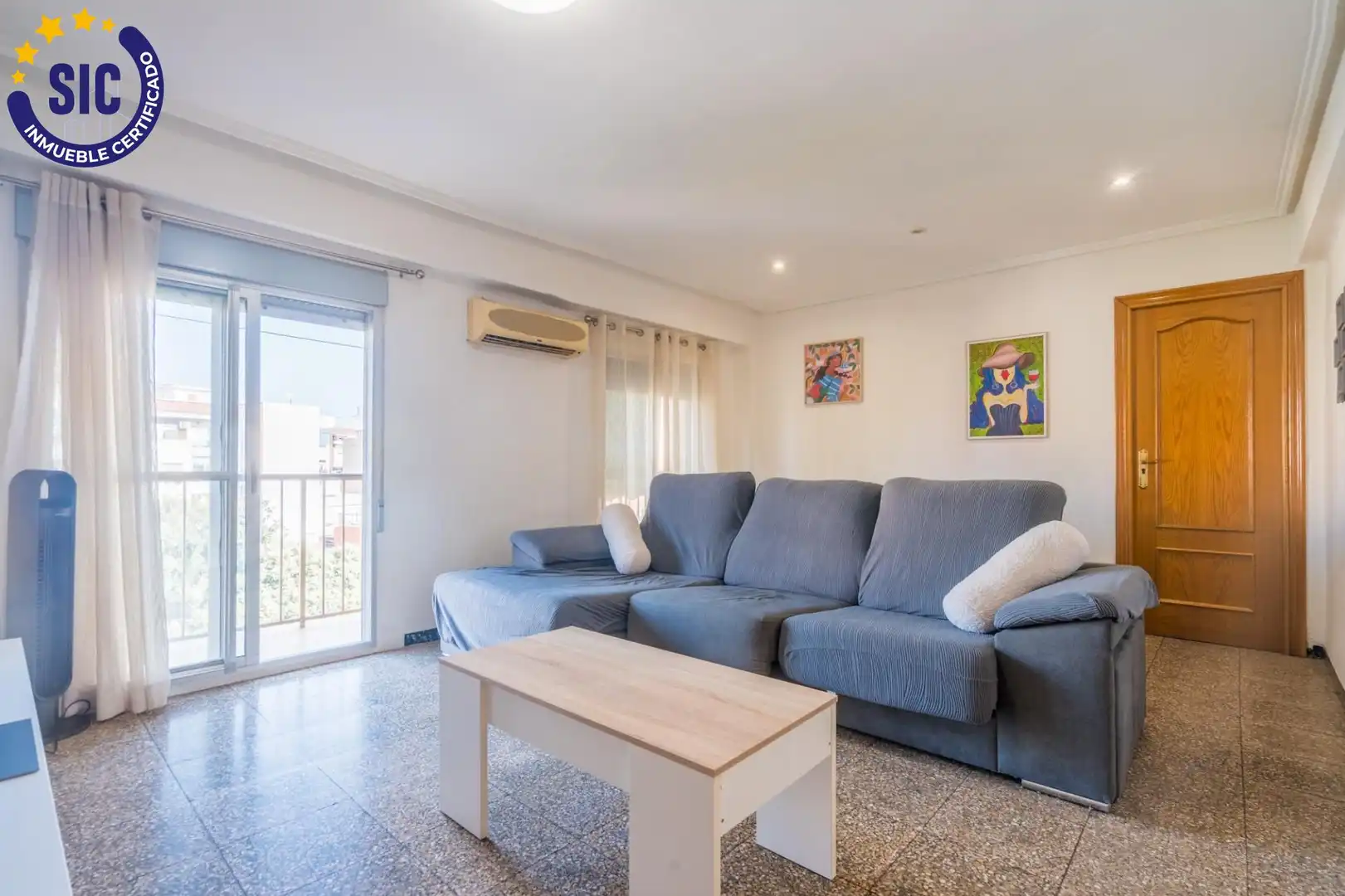 Sala de estar de Piso en venta en Valencia con Aire acondicionado y Balcón