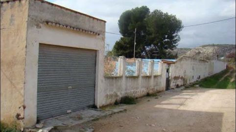 Solvia Inmobiliaria  Chalet independiente Elda