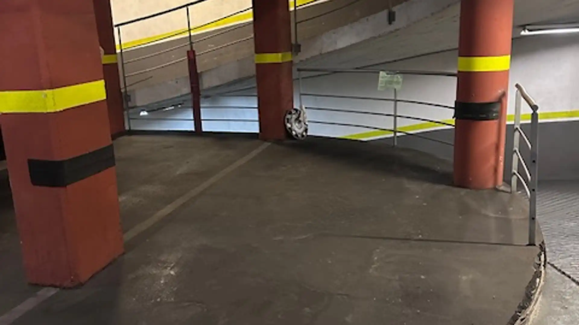 Garaje de alquiler en Carrer de Joan Torras, Sant Andreu de Palomar