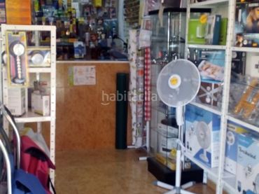 Local comercial en venda a Calle Senador José Vicente Mateo 8
