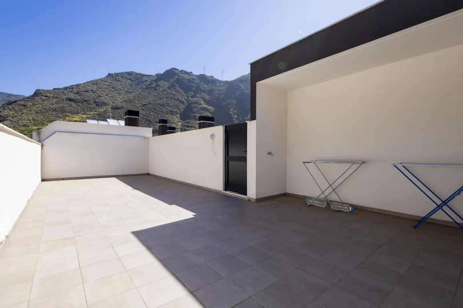 Terraza de Piso en venta en Santa Cruz de Tenerife con Calefacción, Trastero y Balcón