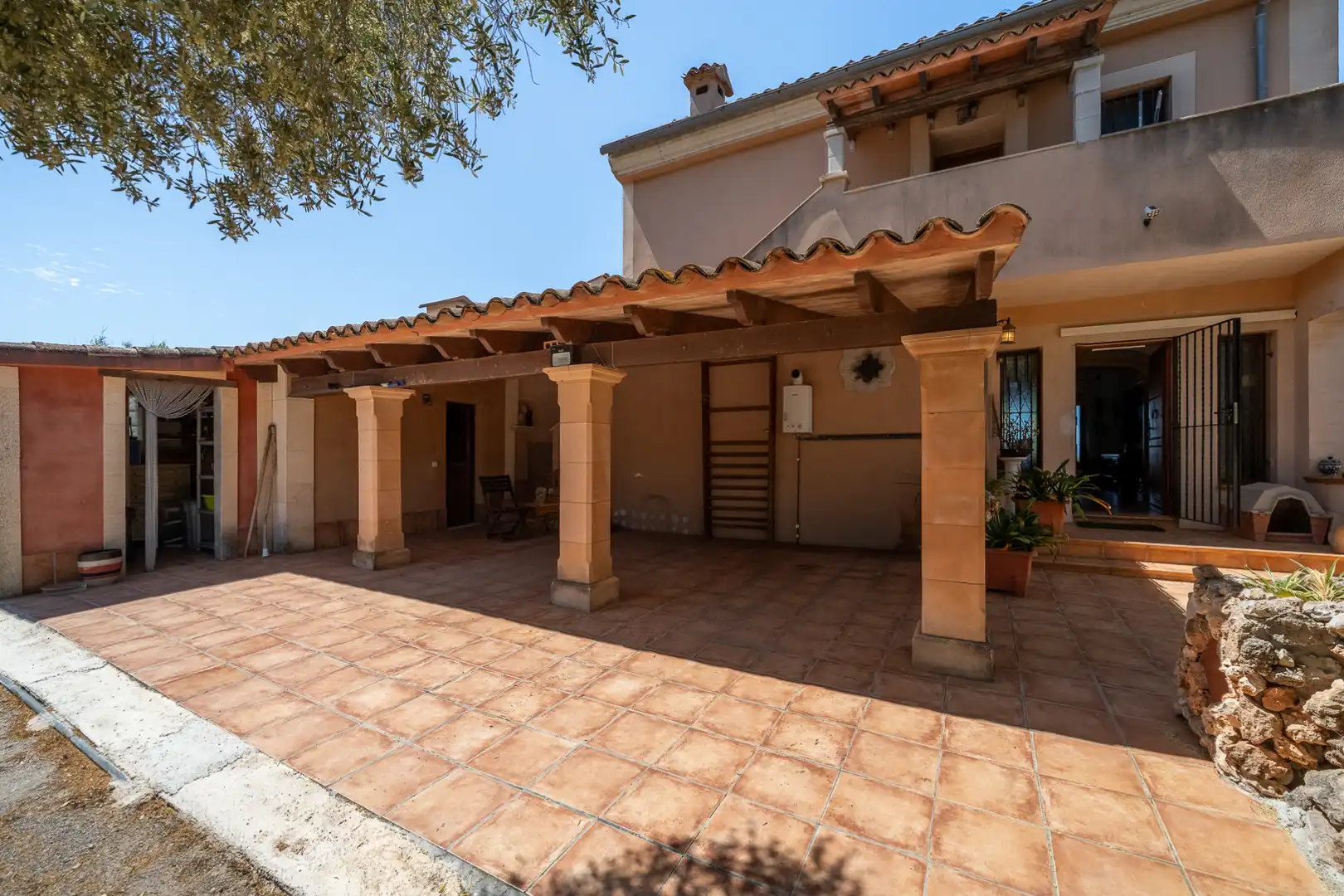 Casa rústica amb terrassa en venda a Carrer son Gual II-B 10, imagen 4