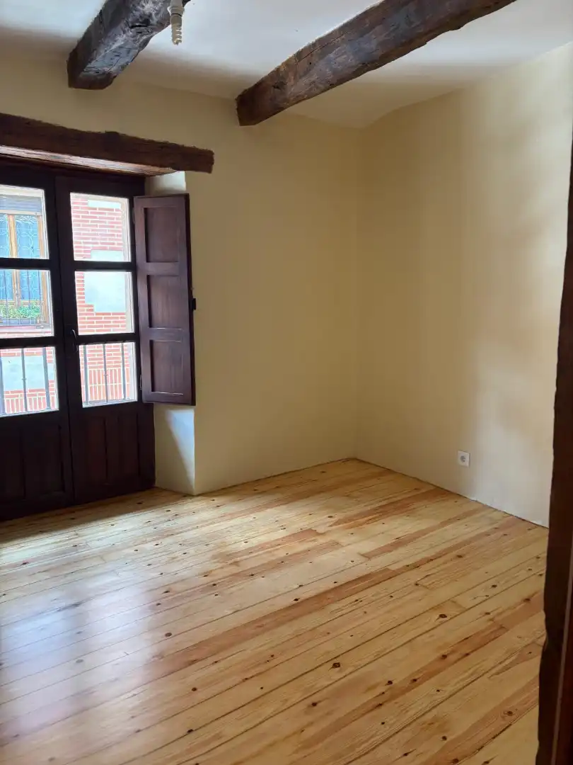Dormitori de Casa adosada en venda en Simancas amb Calefacció, Jardí privat i Parquet