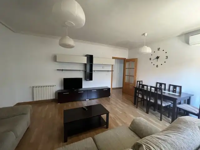Living room of Flat for rent in Puertollano  with Air Conditioner, Heating and Storage room