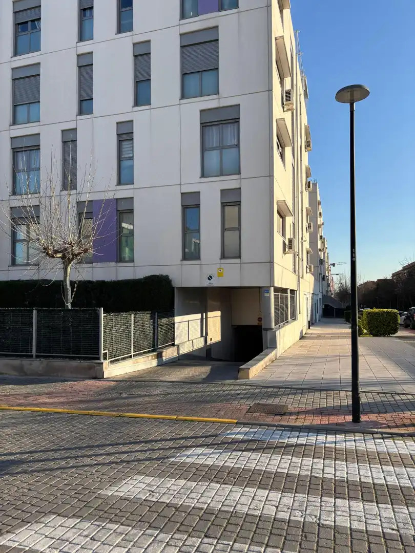Exterior view of Garage for rent in Parla