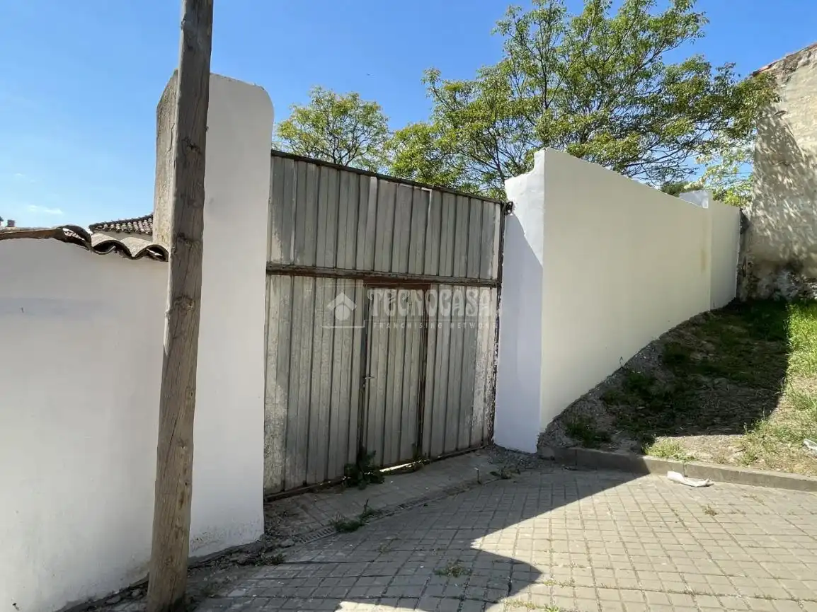 Casa adosada en venda a Los Hueros
