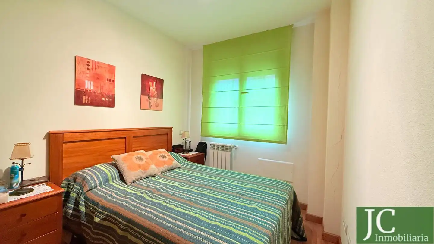 Habitación de Piso en venta en Limpias con Calefacción, Terraza y Amueblado