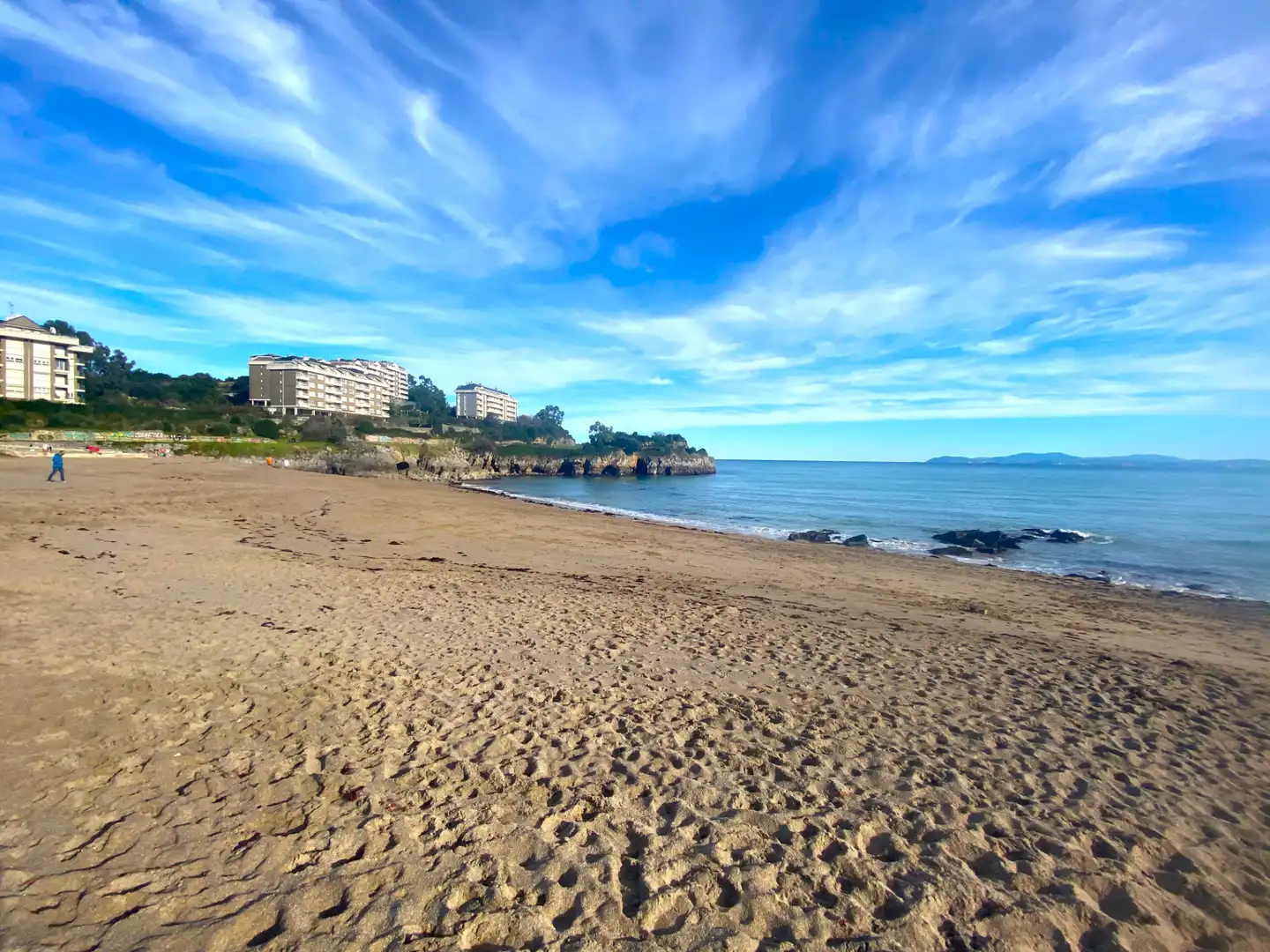 Vista exterior de Planta baja en venta en Castro-Urdiales con Calefacción, Jardín privado y Parquet