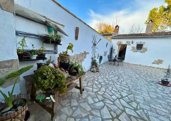 Casa en alquiler en Baeza, imagen 2