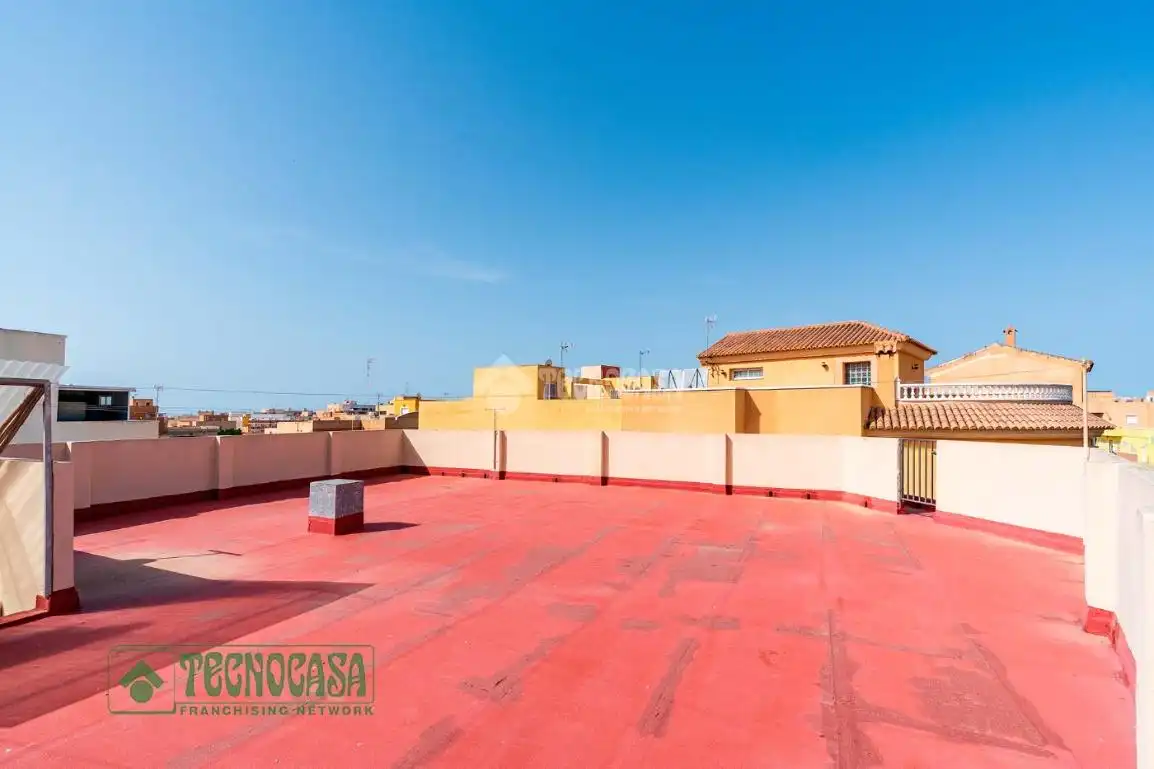 Terrassa de Casa o xalet en venda en El Ejido