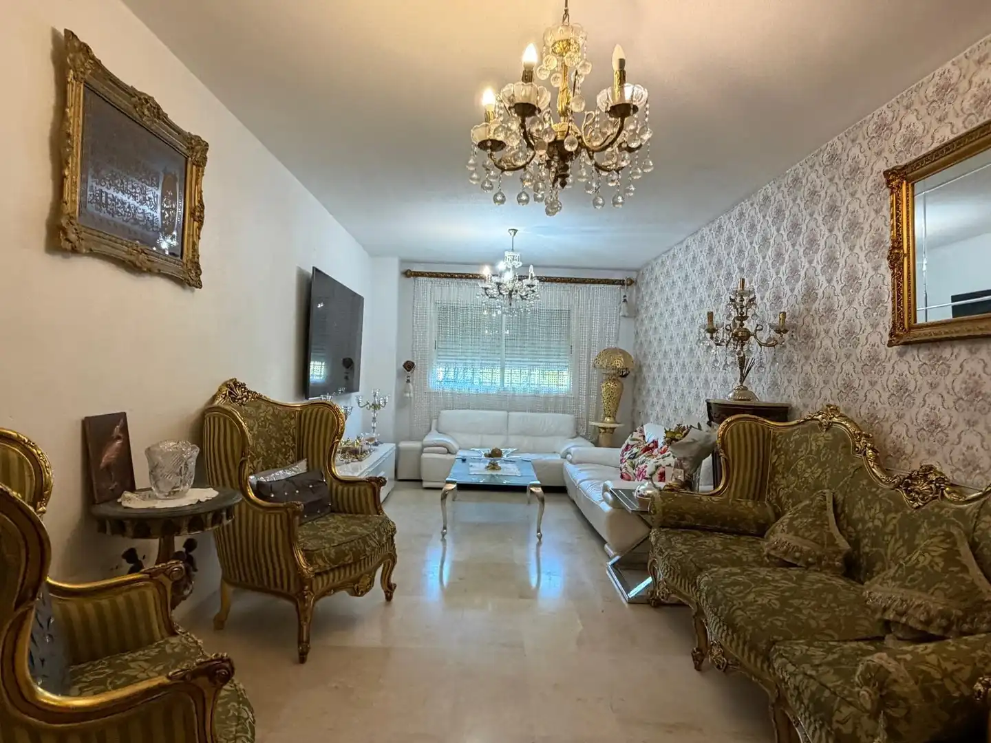 Sala de estar de Planta baja en venta en Torremolinos con Aire acondicionado, Calefacción y Jardín privado