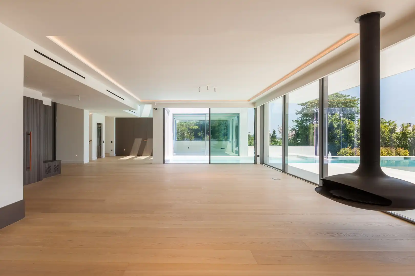 Living room of Houses for sale in Barcelona  with Air Conditioner, Heating and Private garden