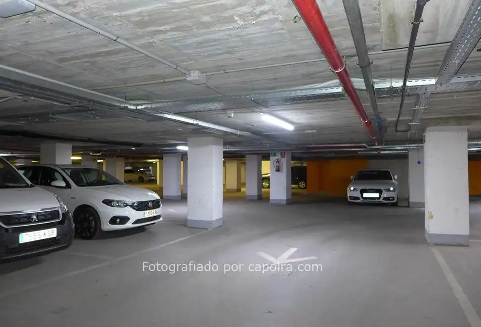 Parkplatz von Gebäude zur Miete in Sant Joan Despí