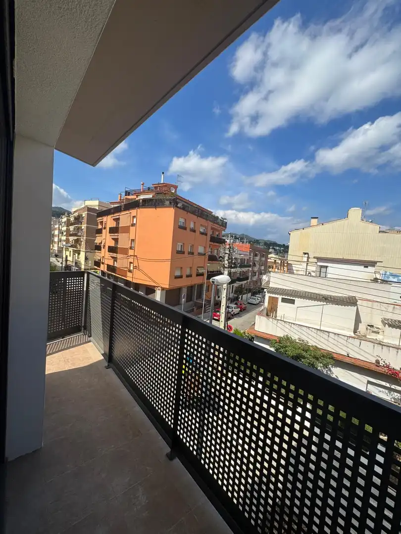 Vista exterior de Piso de alquiler en Vilassar de Dalt con Aire acondicionado y Balcón