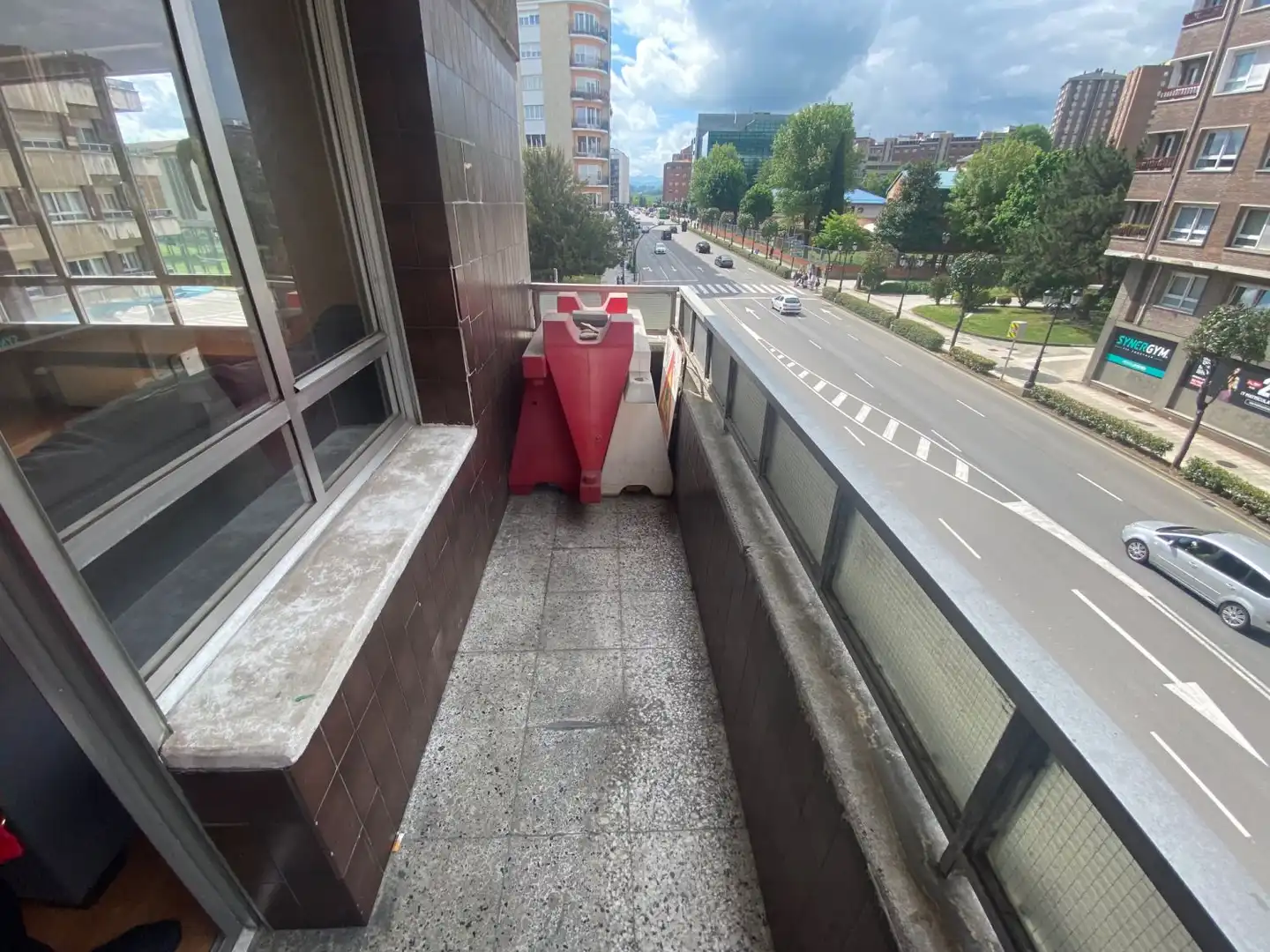 Terrassa de Pis en venda en Oviedo  amb Calefacció, Terrassa i Traster