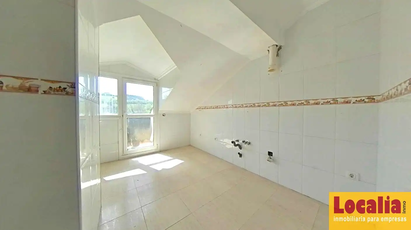 Bathroom of Flat for sale in Hazas de Cesto