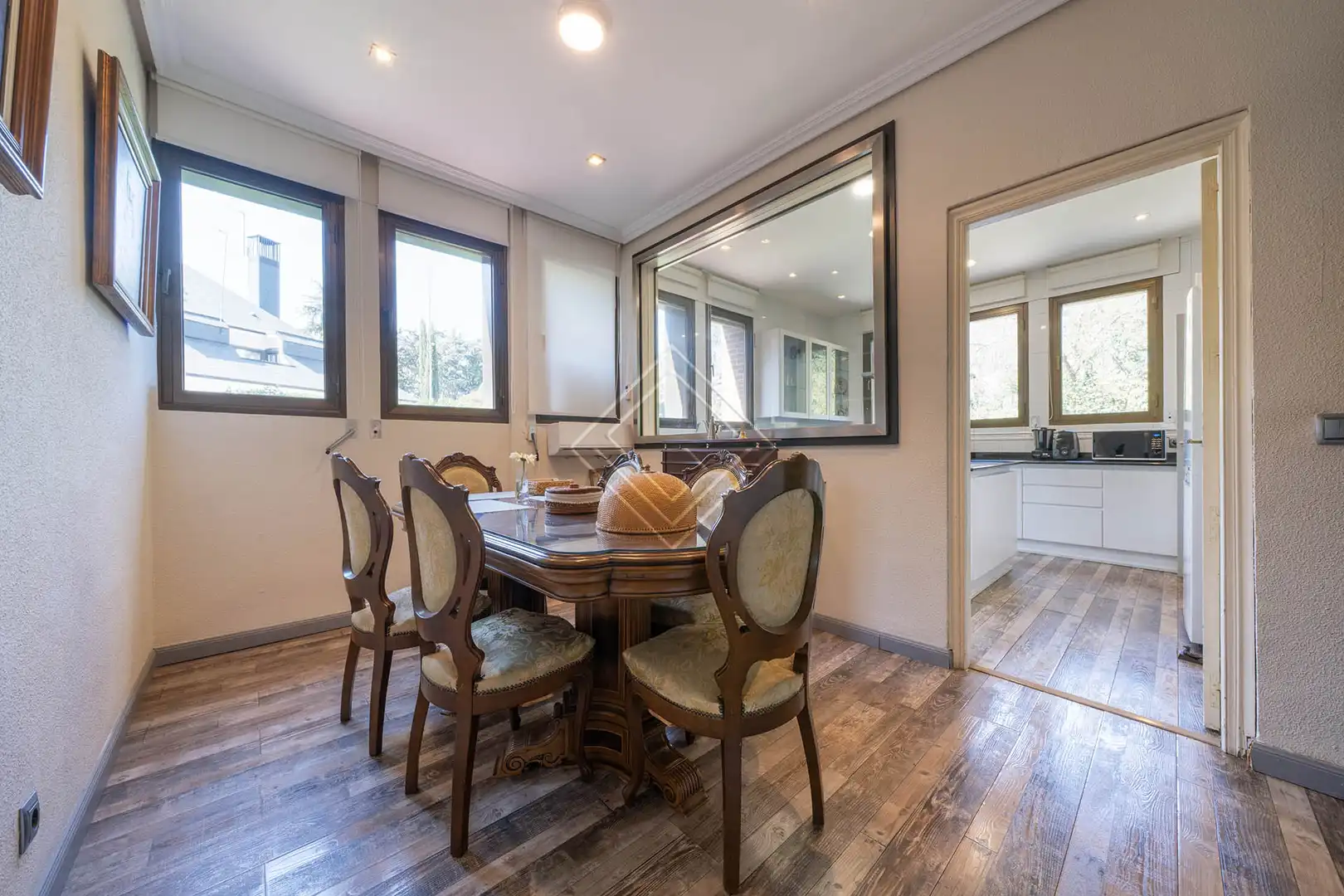 Comedor de Casa o chalet en venta en Madrid con Aire acondicionado, Calefacción y Jardín privado