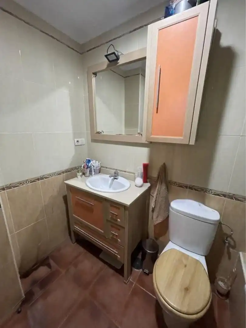 Baño de Piso en venta en Sant Joan - TV3  
