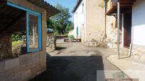 Vista exterior de Casa o xalet en venda en Oviedo  amb Terrassa