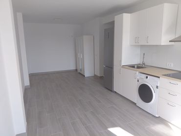 Studio to rent in Calle de Vero de las Eras 36