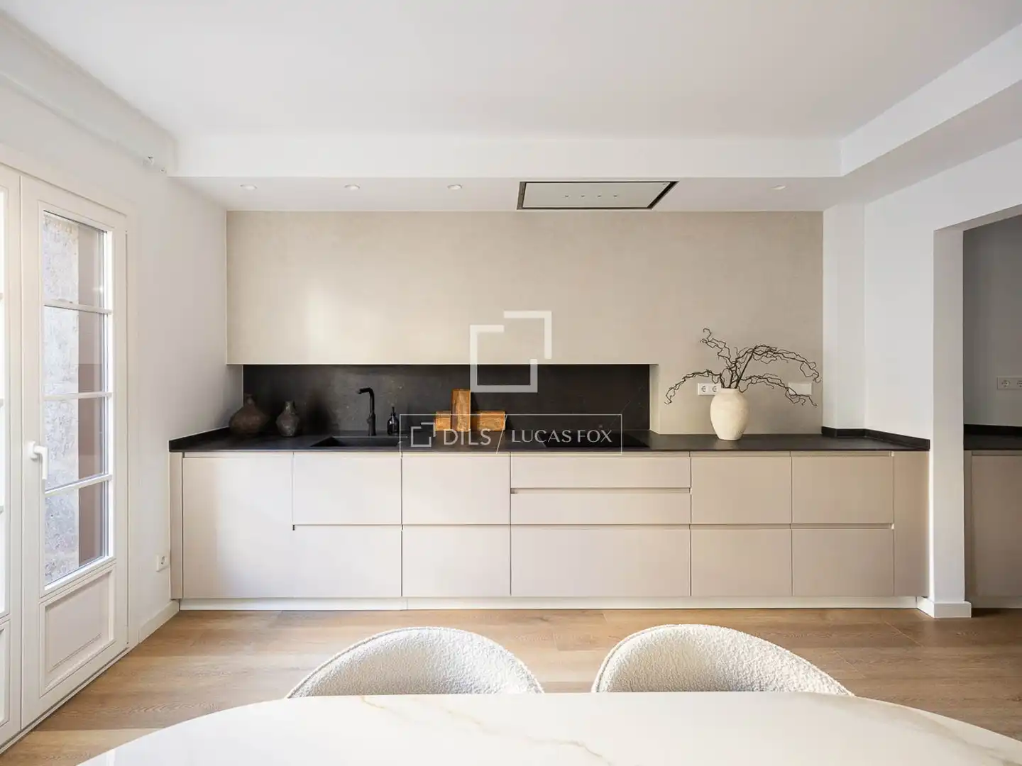 Cocina de Piso en venta en Barcelona con Aire acondicionado, Terraza y Piscina