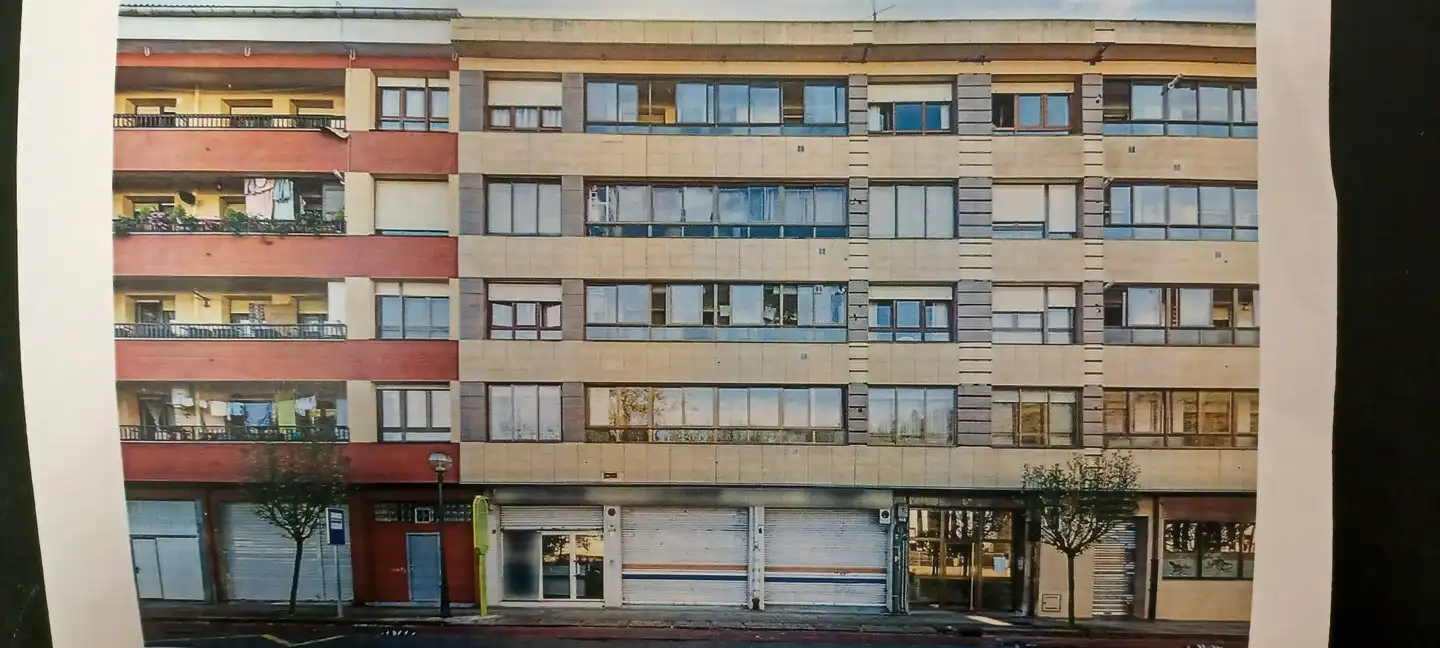 Locale commerciale in vendita a Amorebieta-Etxano