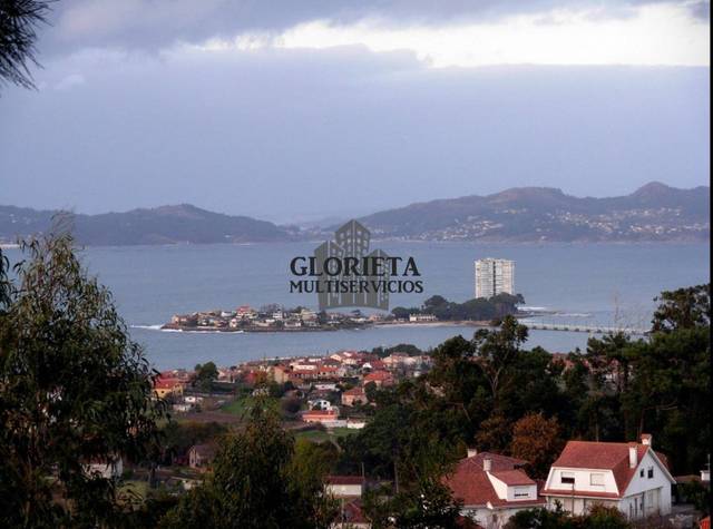 Casa-chalet en Venta en Coruxo - Oia - Saiáns