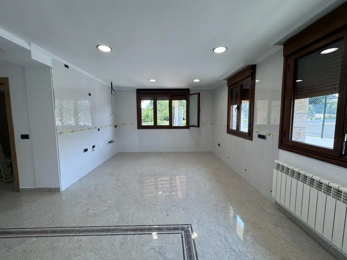 Casa o xalet en venda en Siero amb Calefacció, Jardí privat i Terrassa