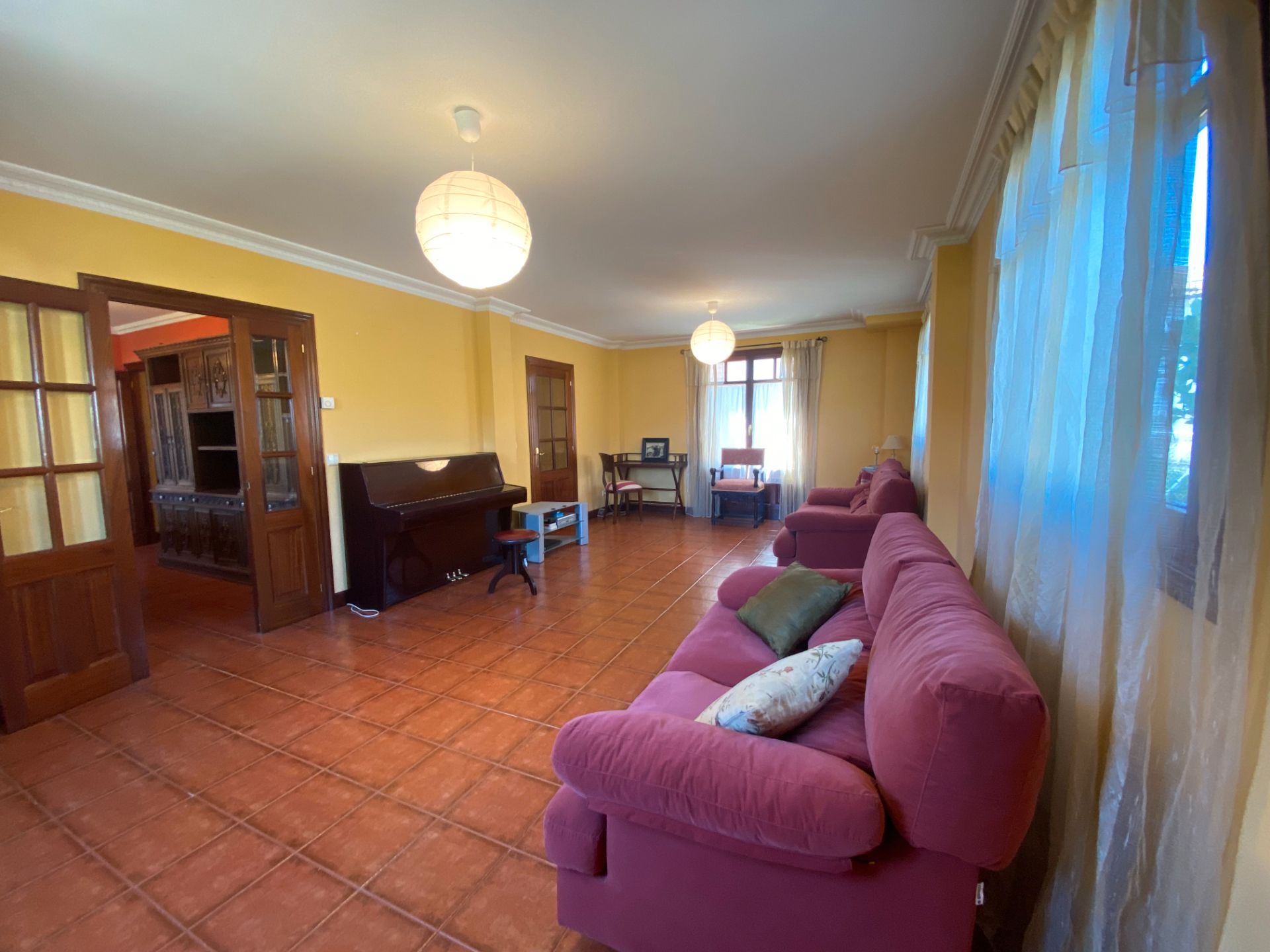 Living room of House or chalet for sale in Castro-Urdiales  with Heating, Private garden and Terrace