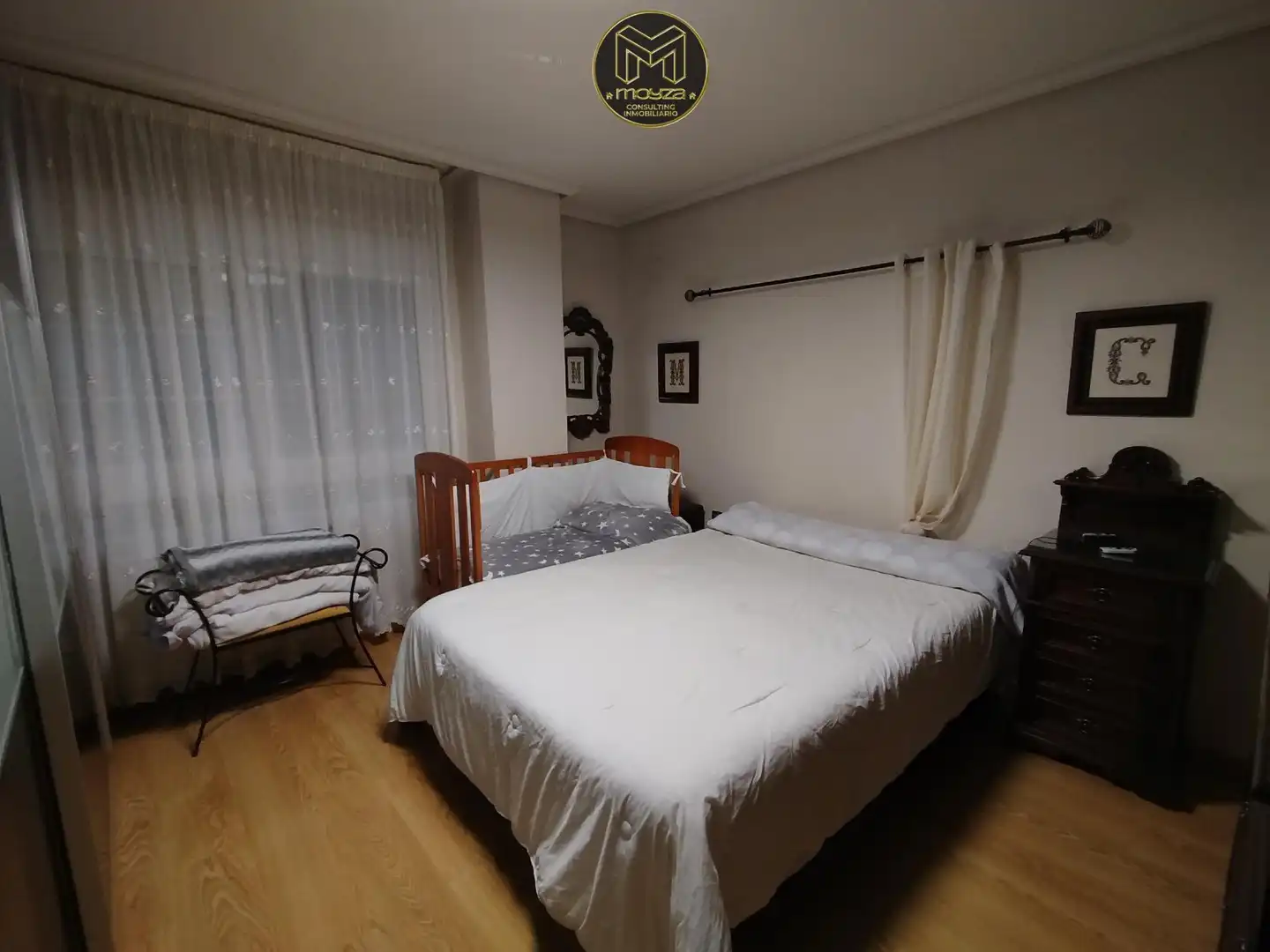 Habitación de Piso en venta en Jaén con Jardín privado, Trastero y Balcón