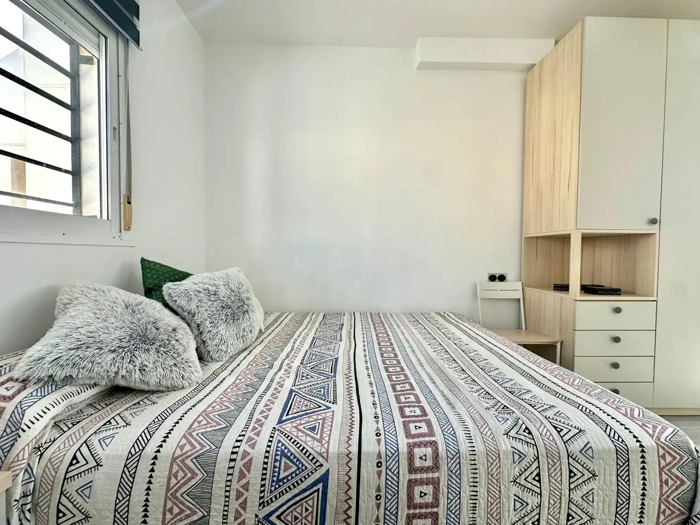 Habitación de Piso en venta en Almería con Terraza